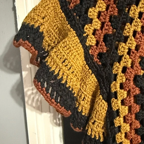 ZARA Open Weave Ruffle Peplum Retro Top Size: M - Picture 6 of 8